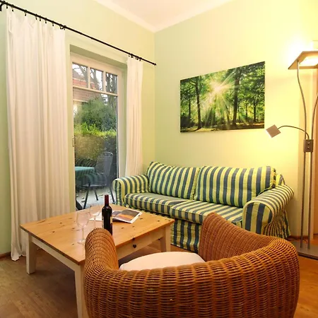 Appartementhaus Strandstrasse 32 5 Apartment Kuehlungsborn